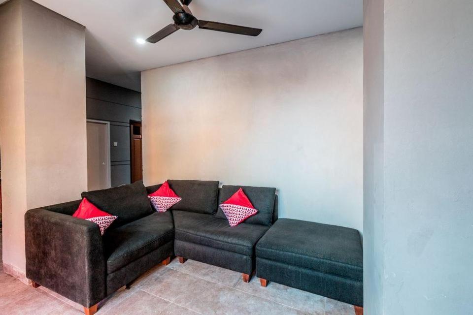 Kaya House A Co-living @pluit Wisma tamu Jakarta